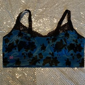 Heritage Lace Demiette - Winter Rose